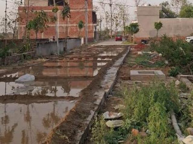 Residential Plot in Lolai for resale Lucknow. The reference number is 20356481