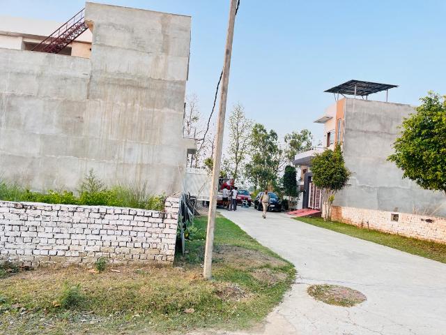 Residential Plot in Lolai for resale Lucknow. The reference number is 20594384