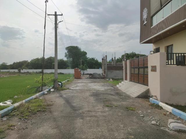 Residential Plot in Puzhal for resale Chennai. The reference number is 16774651