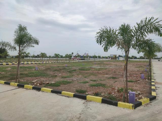 Residential Plot in Puzhal for resale Chennai. The reference number is 16379109