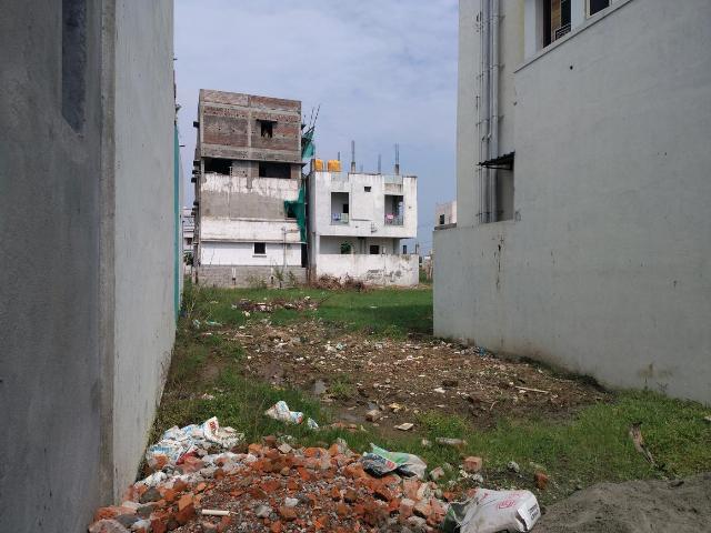Residential Plot in Puzhal for resale Chennai. The reference number is 17800098