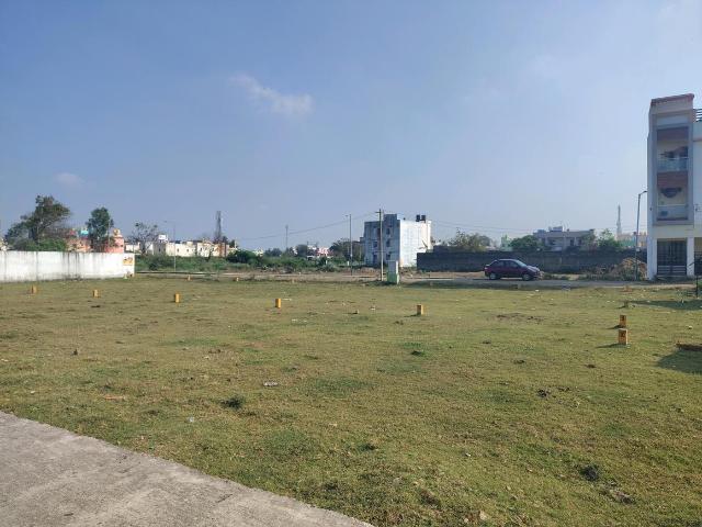 Residential Plot in Puzhal for resale Chennai. The reference number is 18430083