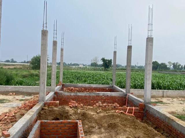 Residential Plot in Pachaytan for resale Greater Noida. The reference number is 20663761