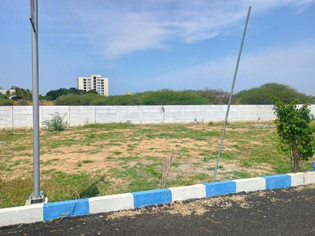 Residential Plot in Padur for resale Chennai. The reference number is 20525878
