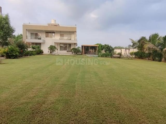 Residential Plot in Palodia for resale Gandhinagar. The reference number is 15639522