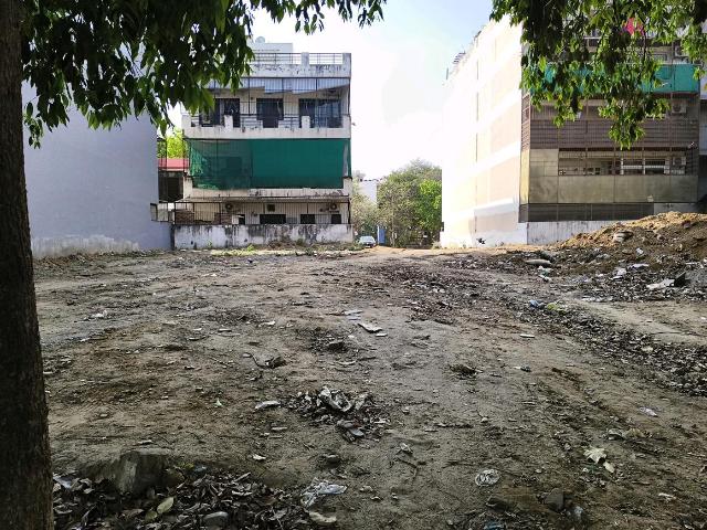 Residential Plot in Palam Vihar for resale Gurgaon. The reference number is 18091997