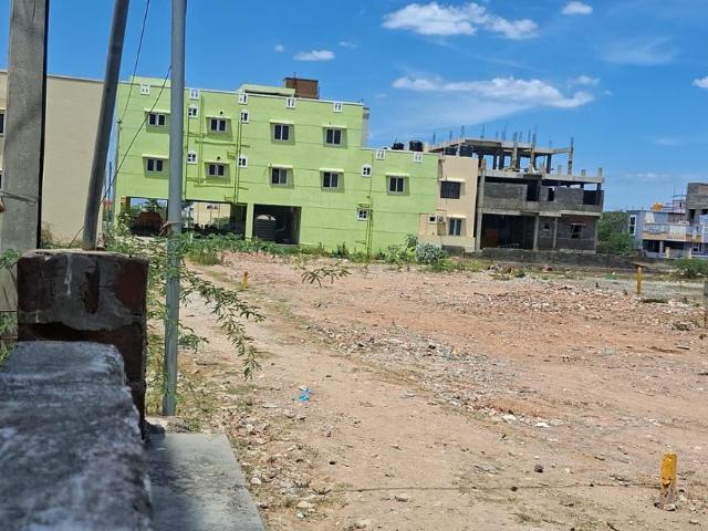Residential Plot in Pallikaranai for resale Chennai. The reference number is 20413376