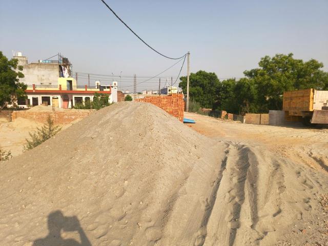 Residential Plot in Pandav Nagar for resale Ghaziabad. The reference number is 20248479