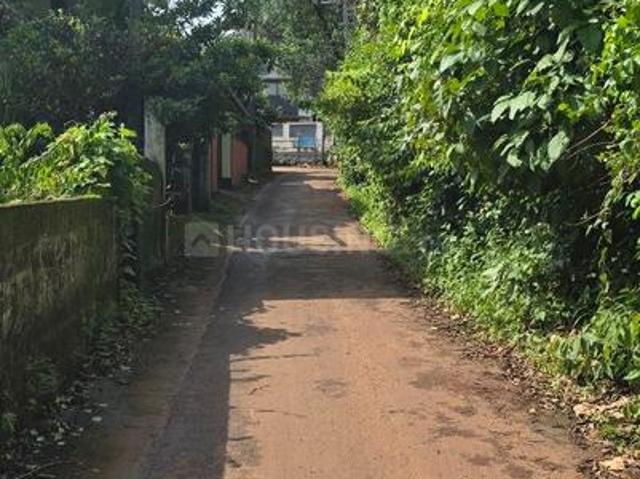 Residential Plot in Paroppadi for resale Kozhikode. The reference number is 20511074