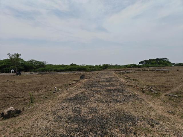 Residential Plot in Paranur for resale Chennai. The reference number is 20027511