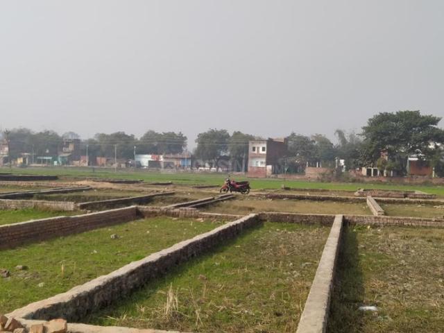 Residential Plot in Parao for resale Varanasi. The reference number is 19124451