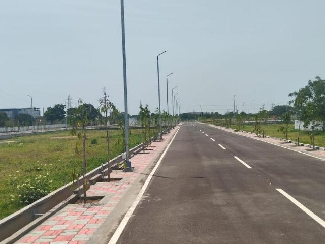 Residential Plot in Pattabiram for resale Chennai. The reference number is 18536647