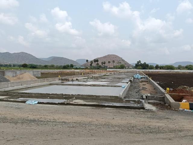 Residential Plot in Payakapuram for resale Vijayawada. The reference number is 20766424
