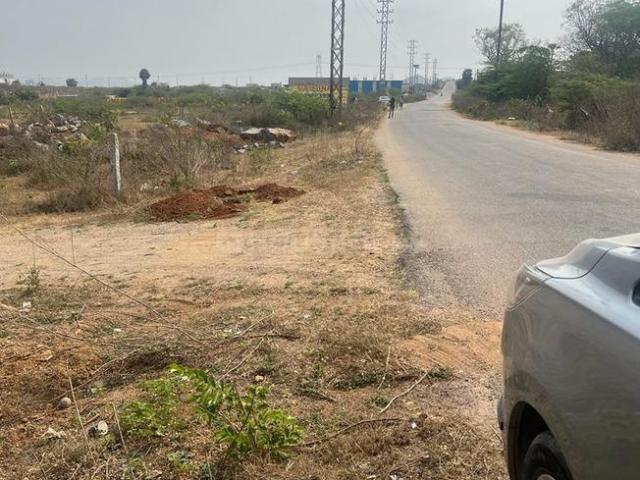 Residential Plot in Pedda Amberpet for resale Hyderabad. The reference number is 16452891