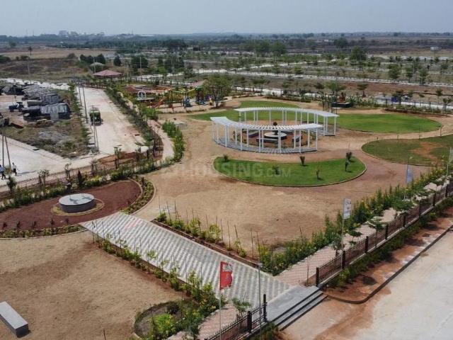 Residential Plot in Peddapur for resale Sangareddy. The reference number is 20189396
