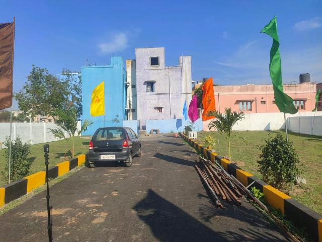 Residential Plot in Perungalathur for resale Chennai. The reference number is 16611135