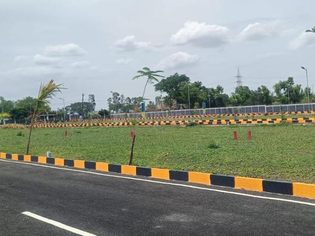 Residential Plot in Perungudi for resale Madurai. The reference number is 18393934