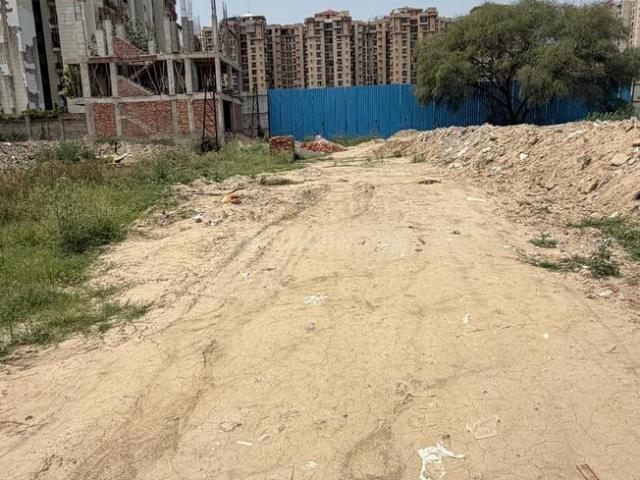 Residential Plot in Sector 76 for resale Noida. The reference number is 20415752