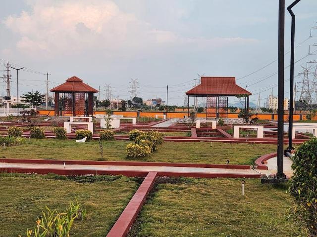 Residential Plot in PNT Colony for resale Vijayawada. The reference number is 19608940
