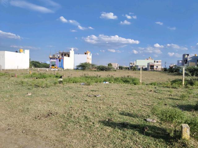 Residential Plot in Poonamallee for resale Chennai. The reference number is 17068542