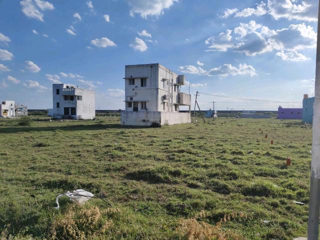 Residential Plot in Poonamallee for resale Chennai. The reference number is 18032163