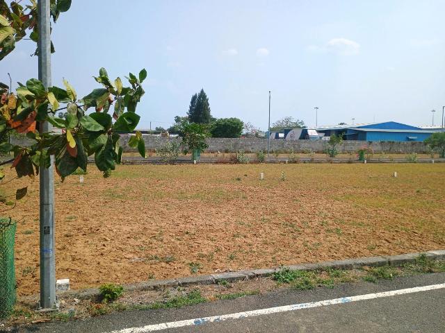 Residential Plot in Poonamallee for resale Chennai. The reference number is 20312178