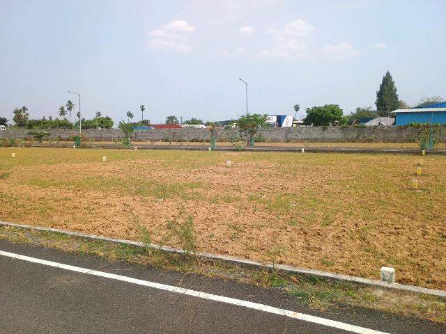 Residential Plot in Poonamallee for resale Chennai. The reference number is 20312239
