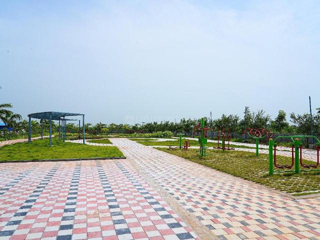 Residential Plot in Poranki for resale Vijayawada. The reference number is 20770222