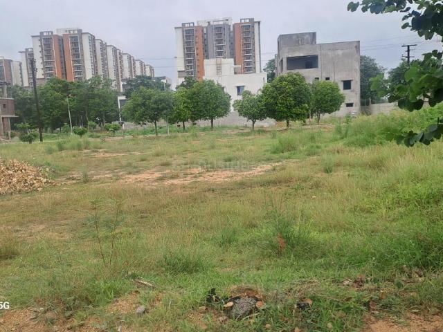 Residential Plot in Pragathi Nagar for resale Hyderabad. The reference number is 20730183