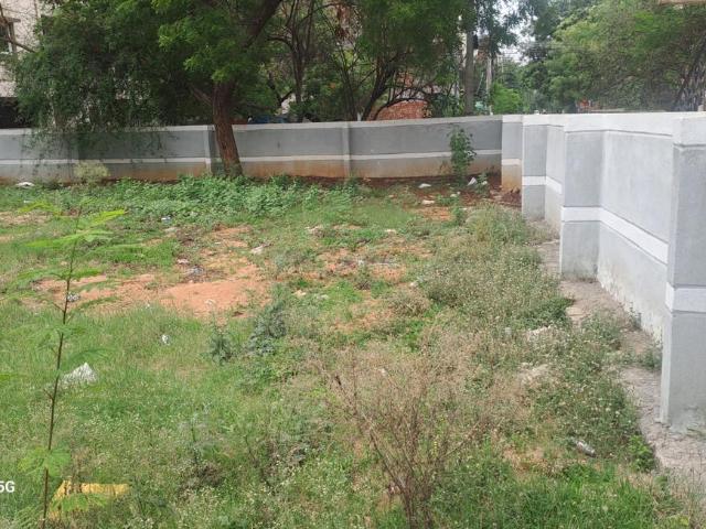 Residential Plot in Pragathi Nagar for resale Hyderabad. The reference number is 20733806