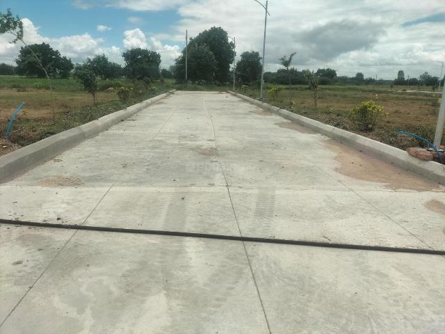 Residential Plot in Rudraram for resale Sangareddy. The reference number is 19861829