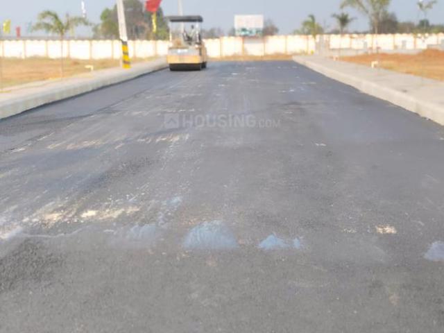 Residential Plot in Isnapur for resale Sangareddy. The reference number is 19908726