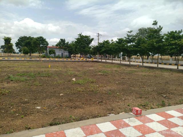 Residential Plot in Rudraram for resale Sangareddy. The reference number is 20724167