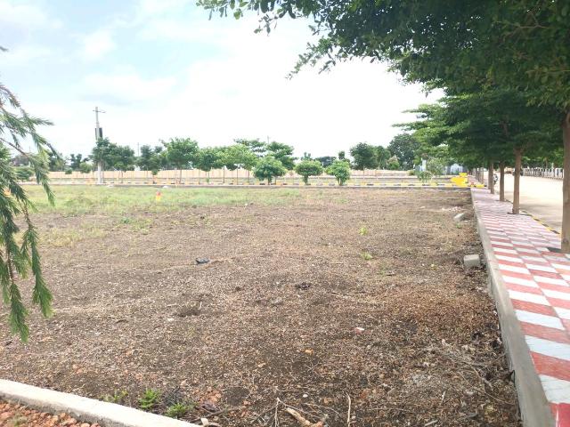 Residential Plot in Rudraram for resale Sangareddy. The reference number is 20725733