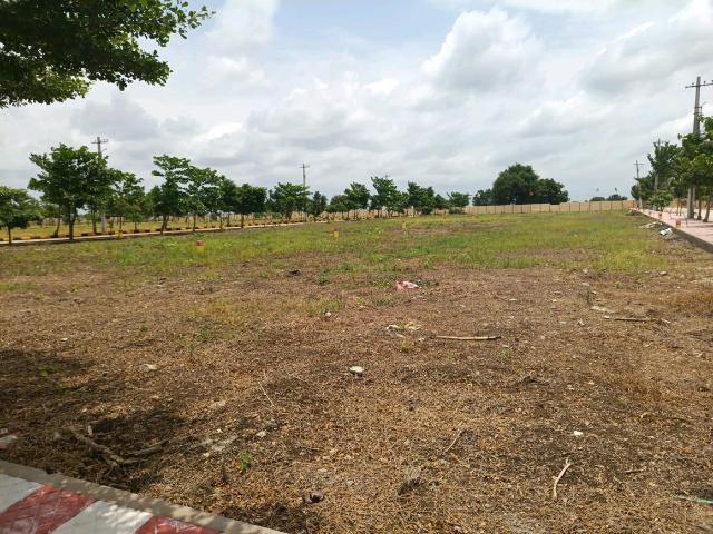 Residential Plot in Rudraram for resale Sangareddy. The reference number is 20727413