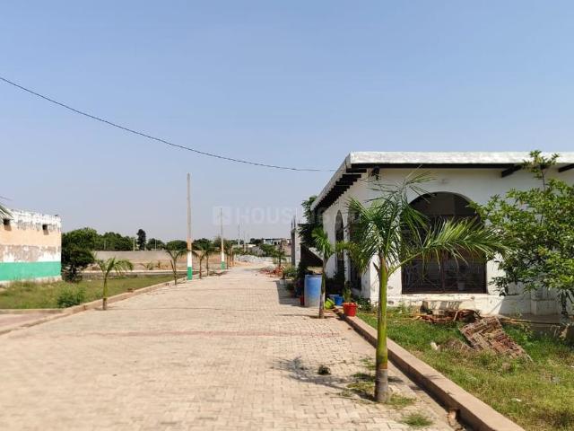 Residential Plot in Rabupura for resale Greater Noida. The reference number is 20616499