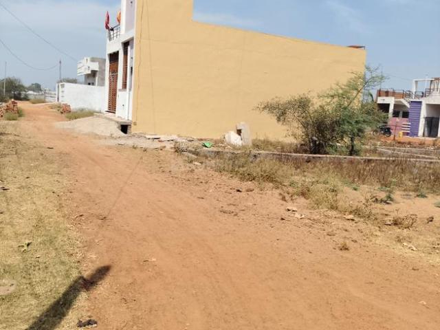 Residential Plot in Raipura for resale Raipur. The reference number is 18598640