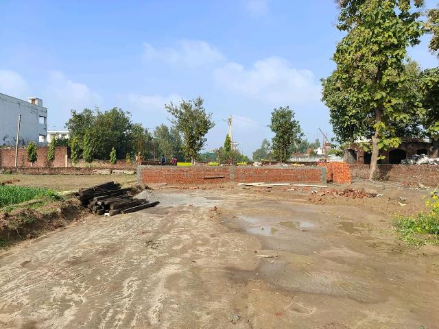 Residential Plot in Raj Nagar for resale Ghaziabad. The reference number is 8132719