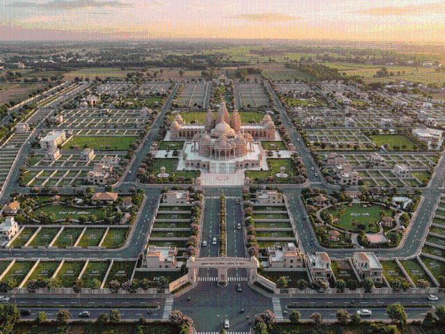 Residential Plot in Ral for resale Vrindavan. The reference number is 19763801