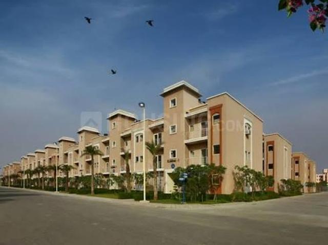 Residential Plot in Ral for resale Vrindavan. The reference number is 20950775
