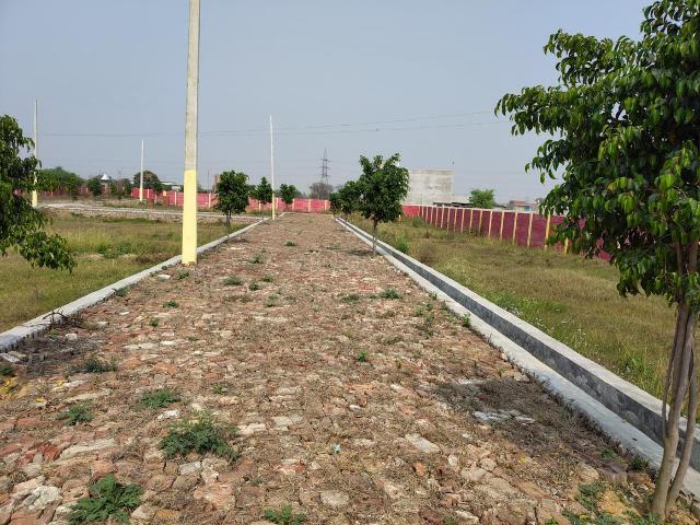 Residential Plot in Ramaipur for resale Kanpur. The reference number is 20589286