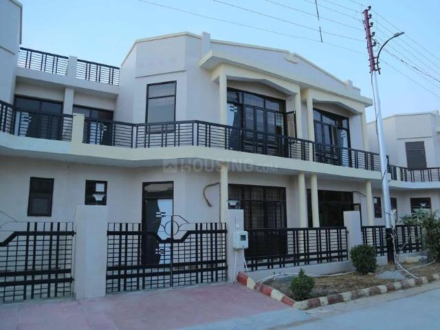 Residential Plot in Raman Reiti for resale Vrindavan. The reference number is 20687706
