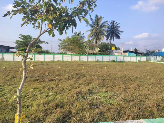 Residential Plot in Red Hills for resale Chennai. The reference number is 17524449