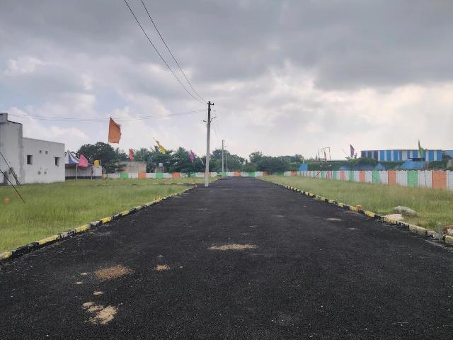 Residential Plot in Red Hills for resale Chennai. The reference number is 18838007