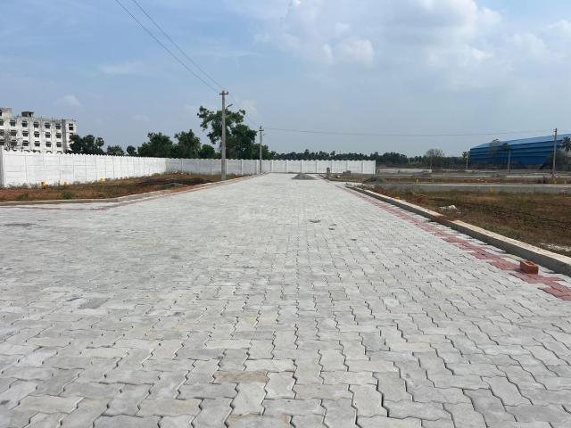 Residential Plot in Red Hills for resale Chennai. The reference number is 20442454
