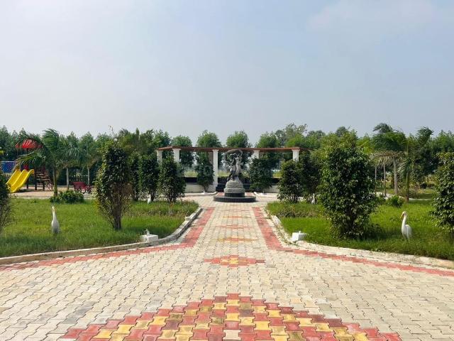 Residential Plot in Red Hills for resale Chennai. The reference number is 20490867