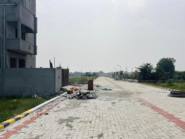 Residential Plot in Red Hills for resale Chennai. The reference number is 20770747