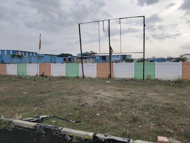 Residential Plot in Red Hills for resale Chennai. The reference number is 20316534