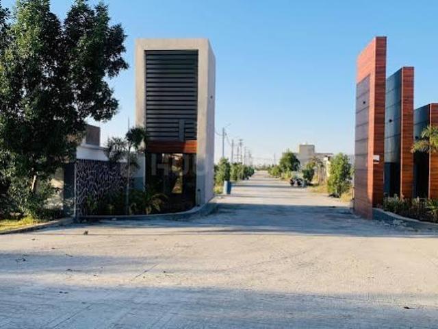 Residential Plot in Rewati for resale Indore. The reference number is 20718550