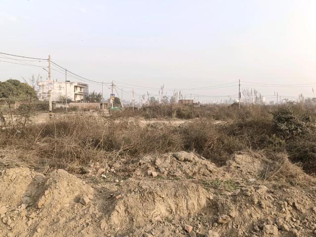 Residential Plot in Rohini Sector 28 for resale New Delhi. The reference number is 18243274